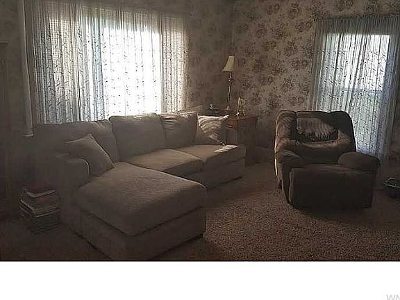 2nd image of 2675 Van Horn Ave