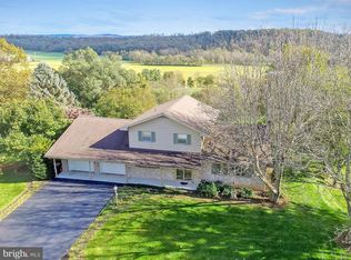 9670 Forest Ridge Rd, Shippensburg, PA 17257