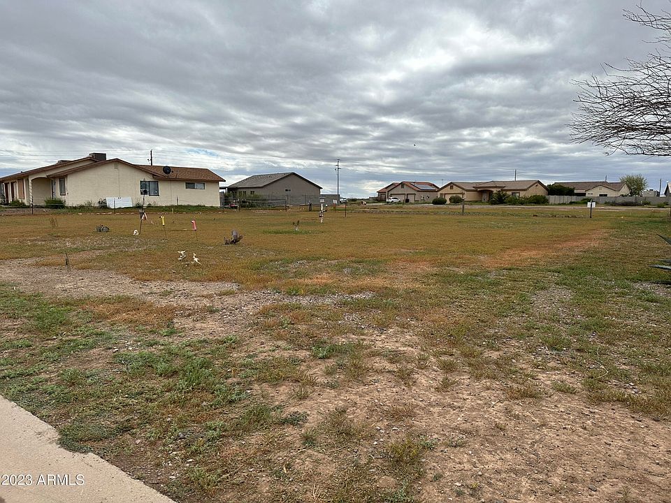 1st image of 8157 W Raven Dr