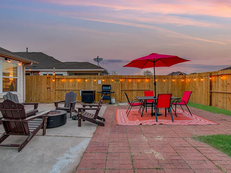 7211 Crescent Mills Dr — Photo 38
