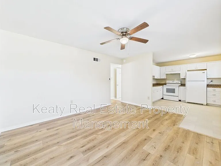 201 S College Rd #212 — Photo 15