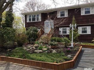 46 Titmus Dr, Mastic, NY 11950