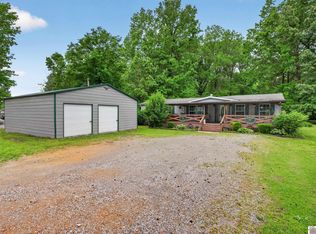 1911 Husband Rd, Paducah, KY 42003