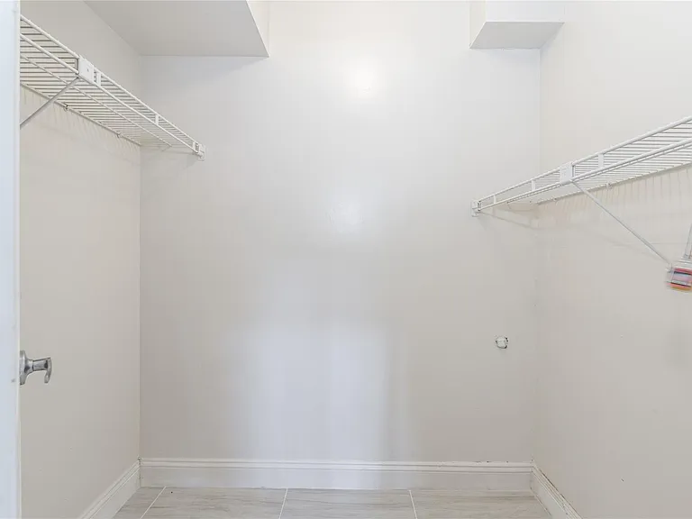 9523 S Hollybrook Lake Dr #107 — Photo 5