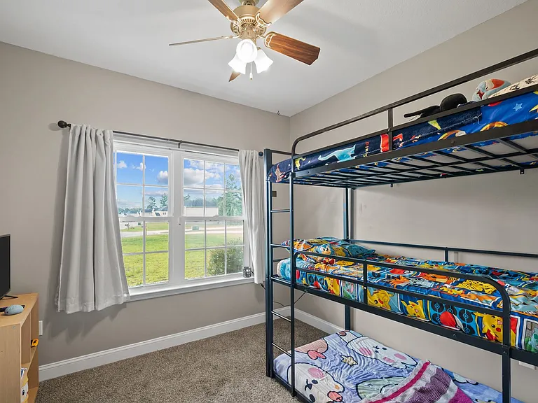 118 Clay St NE — Photo 30