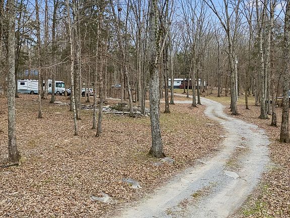 3rd image of 3726 Benders Ferry Rd