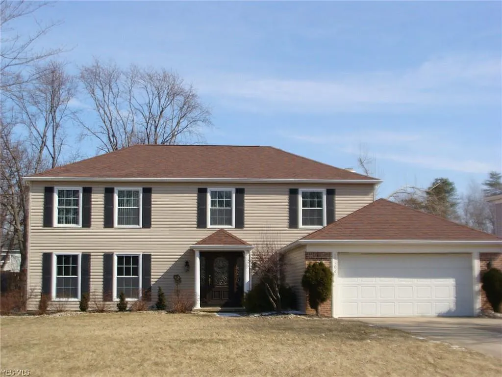 17106 Hunting Meadows Dr photo 1
