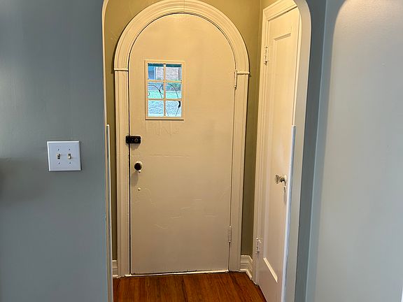 Entry way