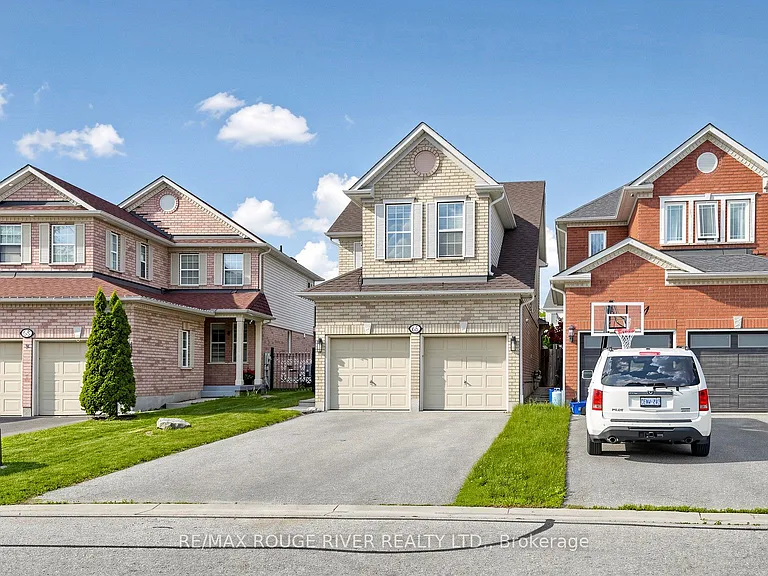 66 Telegraph Dr — Photo 2