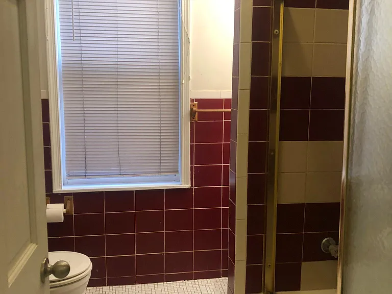 4034 Spring Garden St #2 — Photo 6