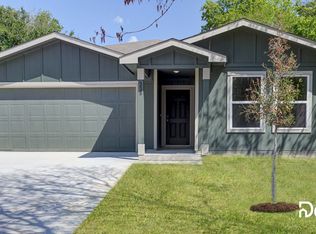 228 Garcia St, Seguin, TX 78155