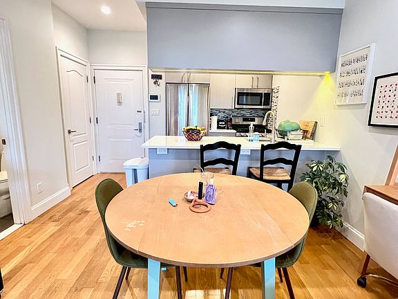 5th image of 94 Norman Ave #3C