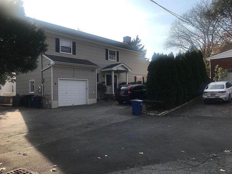 2nd image of 31 Lasalle Dr