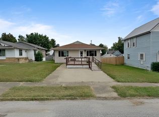 208 4th Ave, Keystone, IA 52249