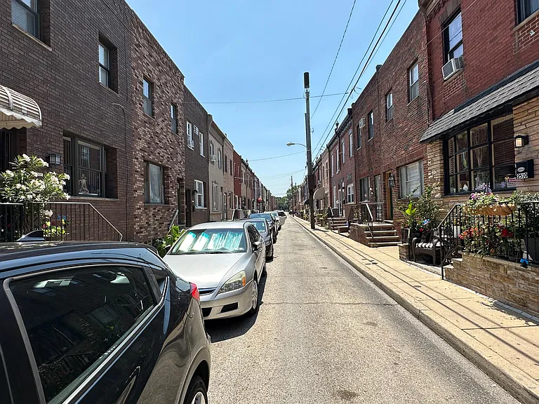 2509 S Rosewood St — Photo 5