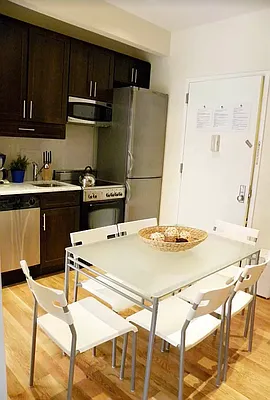 Rented by Living New York | media 14