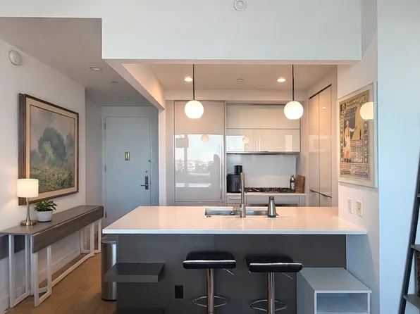 22 North 6th Street image 1 of 7