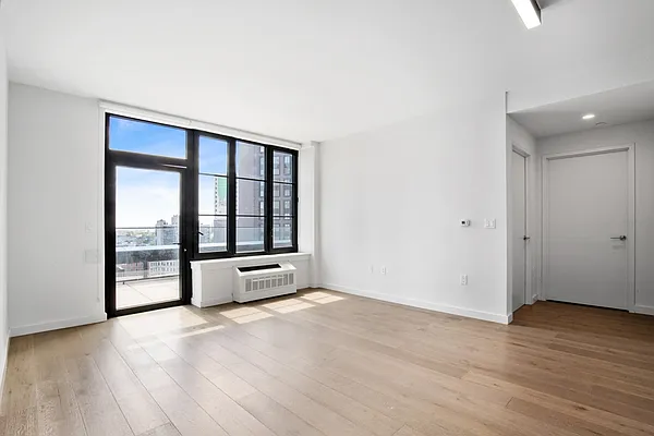 Rented by Greystar | media 26