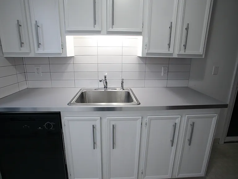 4921 SE 71st Ave #1 — Photo 6