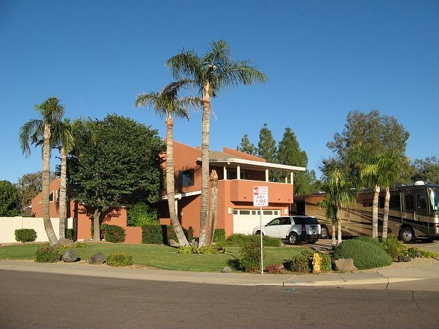 RV Parking with 50 amps