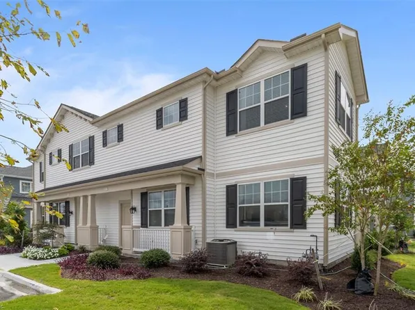 5117 Elsie Dr, Virginia Beach, VA 23455