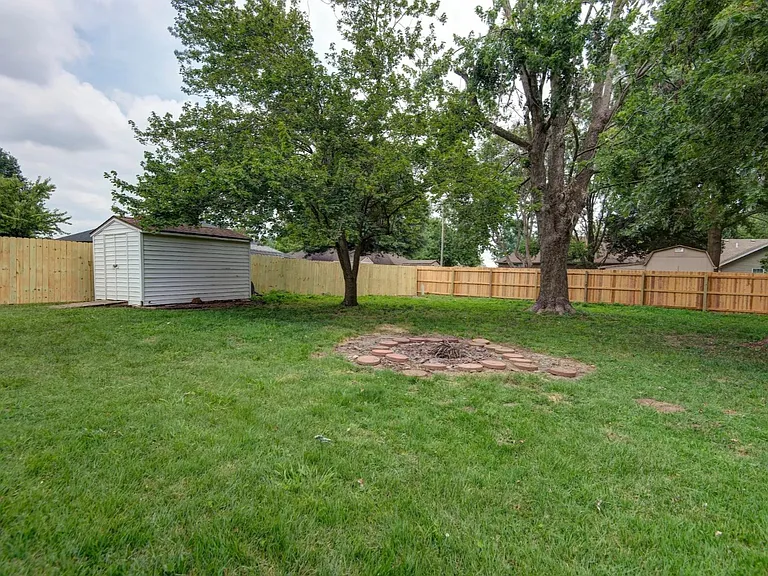2626 N Wildberry Ct — Photo 16