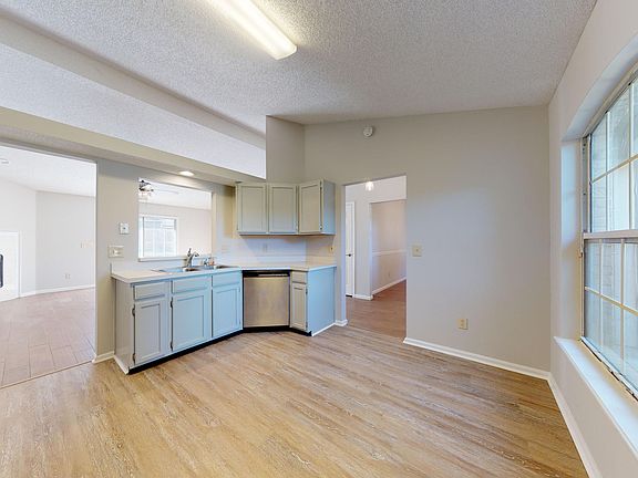 3rd image of 4442 Hunters Haven Ln E