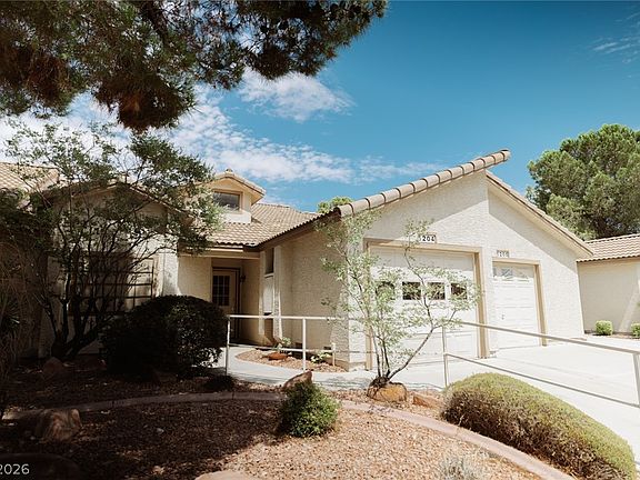2nd image of 5204 Las Cruces Dr