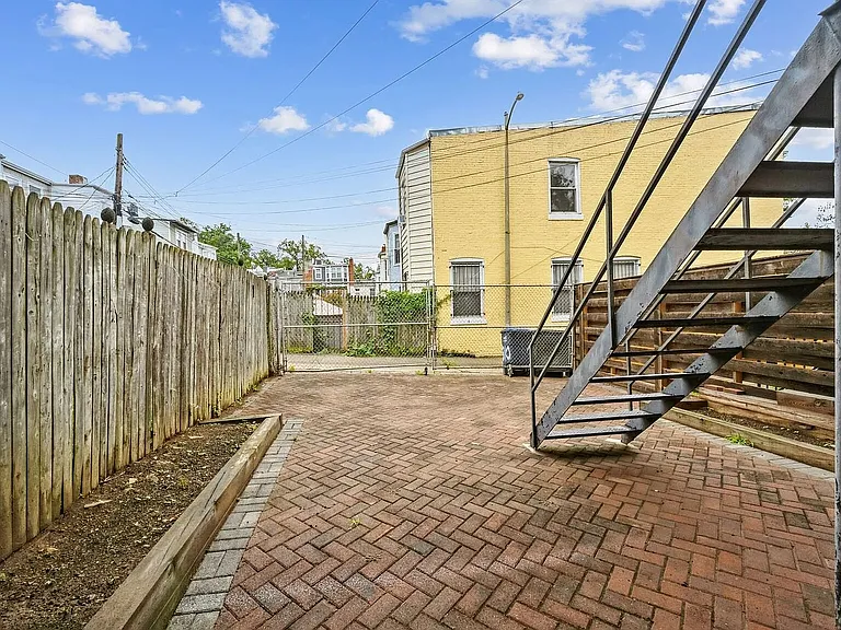 310 Taylor St NW — Photo 26