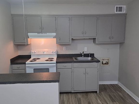 4th image of 6855 Victor Rd
