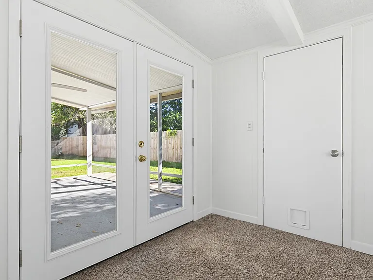 908 Rock Creek Ave — Photo 41