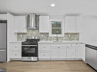 810 Railroad Dr, Little Egg Harbor, NJ