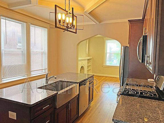 4th image of 4554 Chouteau Ave #1F