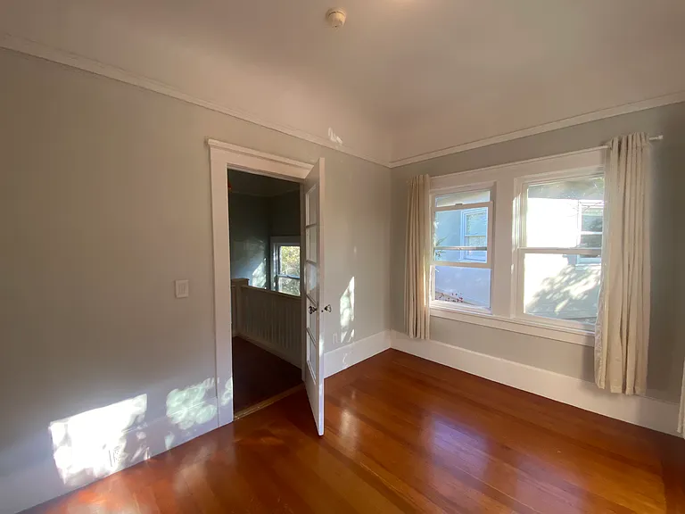Bedroom 2 w/ walk-in closet