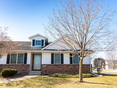 706 Rolling Oaks Dr, Onalaska, WI, 54650
