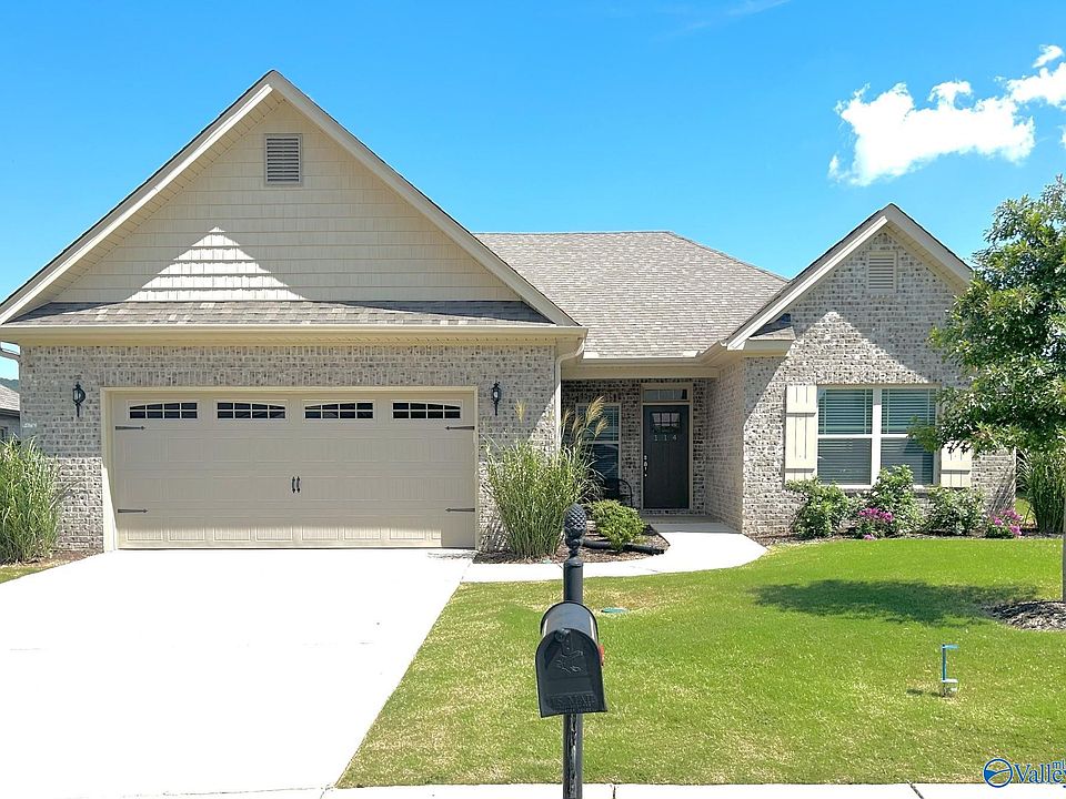 1st image of 114 Edmund Cir