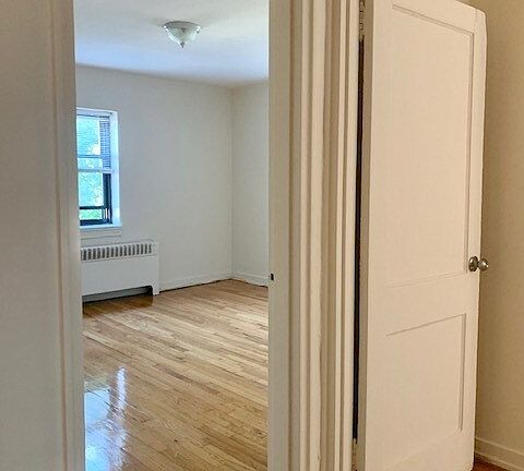 4th image of 101 Montross Ave APT F