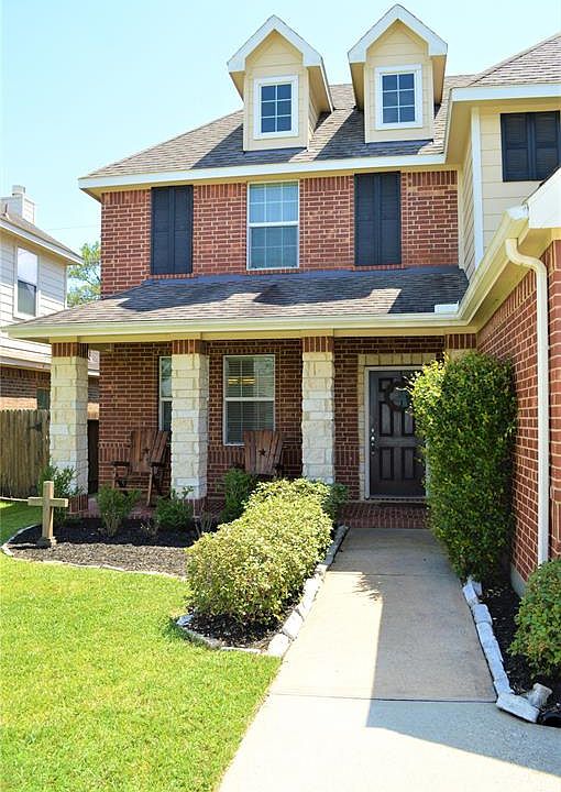 1st image of 10026 Lynnwood Dr