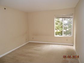 2nd image of 699 Dartmoor Ln #171