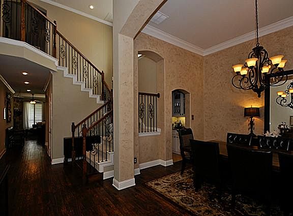 3rd image of 3201 Estes Park Ln