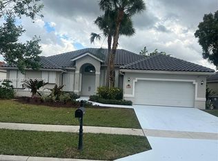 10084 Lexington Estates Blvd, Boca Raton, FL 33428