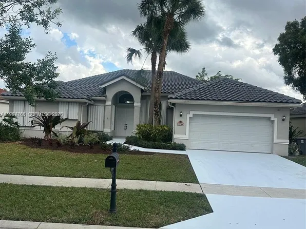 10084 Lexington Estates Blvd, Boca Raton, FL 33428
