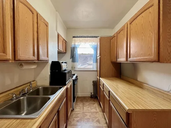 25-14 43rd Street image 9 of 23