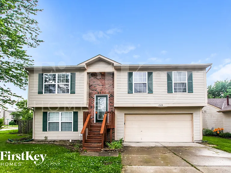 1524 Blue Brook Way — Photo 1