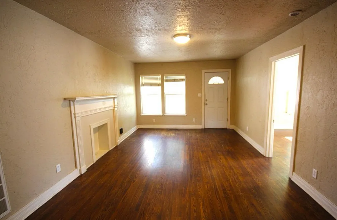 2 bed, 1020 sqft, $1,500 — Photo 4
