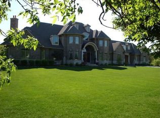 2 Deveaux Ct, South Barrington, IL 60010