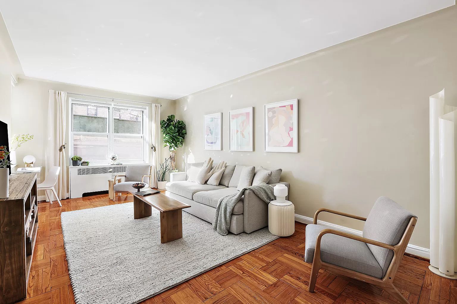 72-15 37th Ave #1C, Jackson Heights, NY 11372 | Zillow