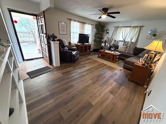 2nd image of 610 Harold Blvd