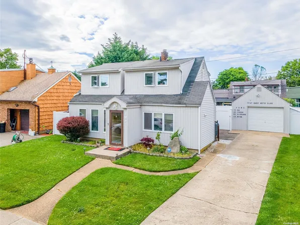 103 Azalea Road, Levittown, NY 11756