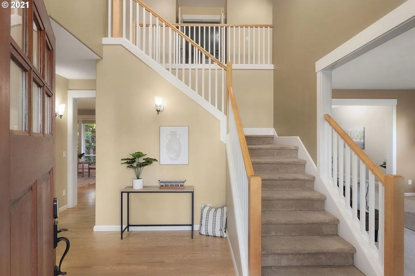 Spacious 5BR House in Tigard — Photo 4
